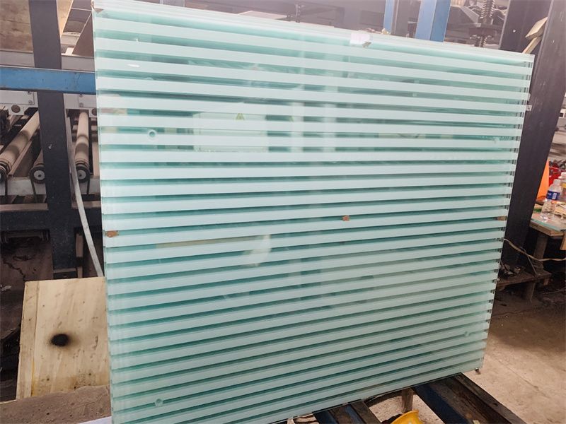 Silk-screen printing glass